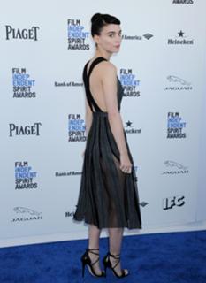 Rooney Mara feet photo thumbnail