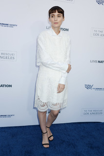 Rooney Mara feet photo thumbnail