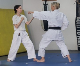 Rooney Mara feet photo thumbnail
