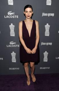 Rooney Mara feet photo thumbnail