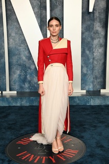 Rooney Mara feet photo thumbnail