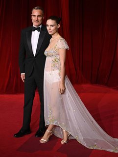 Rooney Mara feet photo thumbnail