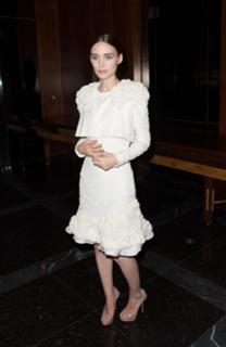 Rooney Mara feet photo thumbnail