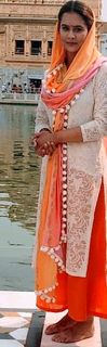 Roopi Gill feet photo 10