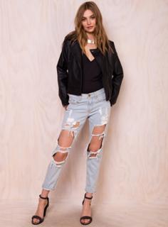 Roosmarijn De Kok feet photo 3