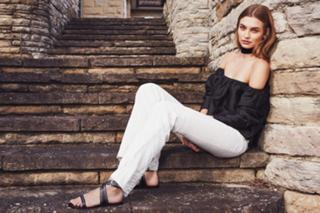 Roosmarijn De Kok feet photo 2