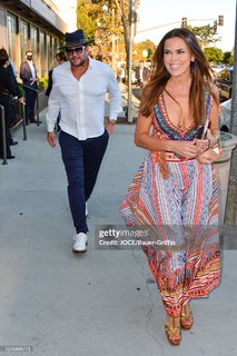 Rosa Blasi feet photo thumbnail