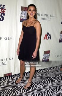 Rosa Blasi feet photo thumbnail