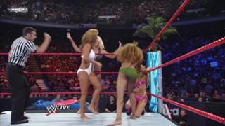 Rosa Mendes feet photo 4