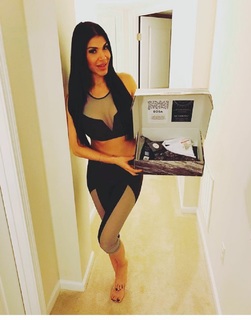 Rosa Mendes feet photo 20