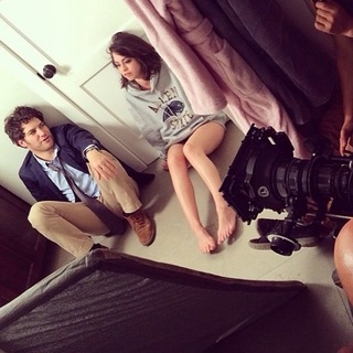 Rosa Salazar feet photo thumbnail