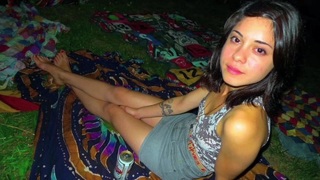Rosa Salazar feet photo thumbnail