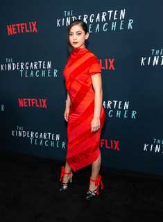 Rosa Salazar feet photo thumbnail