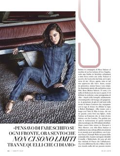 Rosa Salazar feet photo thumbnail