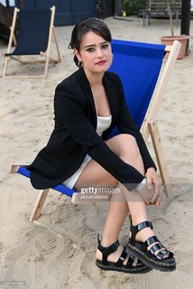 Rosabell Laurenti Sellers feet photo thumbnail