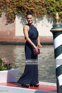 Rosabell Laurenti Sellers feet photo thumbnail