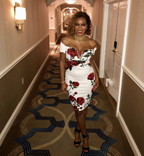 Rosalyn Gold-Onwude feet photo 8