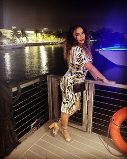Rosalyn Gold-Onwude feet photo 11