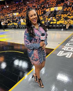 Rosalyn Gold-Onwude feet photo 14