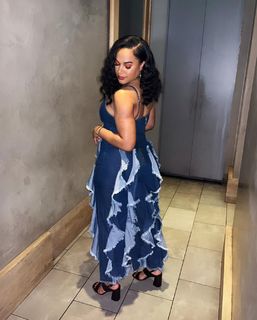 Rosalyn Gold-Onwude feet photo 10