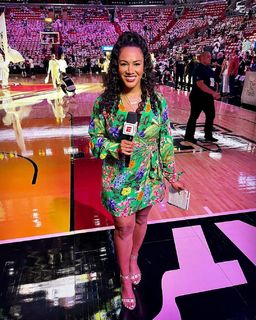 Rosalyn Gold-Onwude feet photo 13
