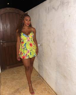 Rosalyn Gold-Onwude feet photo 15