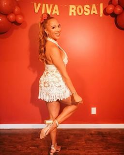 Rosalyn Gold-Onwude feet photo 8