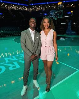 Rosalyn Gold-Onwude feet photo 12