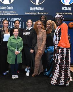 Rosalyn Gold-Onwude feet photo 6