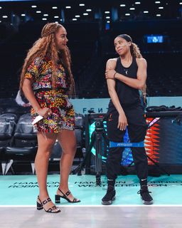 Rosalyn Gold-Onwude feet photo 16