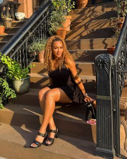 Rosalyn Gold-Onwude feet photo 16