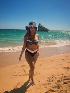 Rosalyn Gold-Onwude feet photo 7