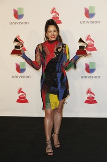 Rosalía feet photo thumbnail