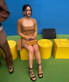 Rosalía feet photo thumbnail
