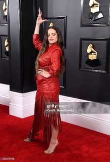 Rosalía feet photo thumbnail