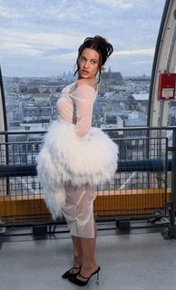 Rosalía feet photo thumbnail