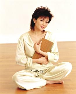 Rosamund Kwan feet photo 17