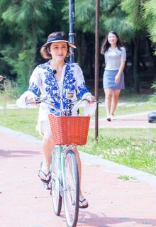 Rosamund Kwan feet photo 6
