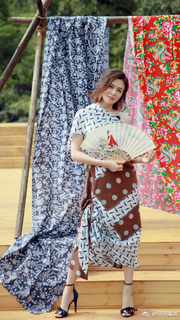 Rosamund Kwan feet photo 16