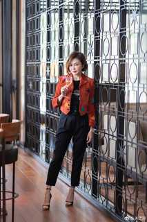 Rosamund Kwan feet photo 13