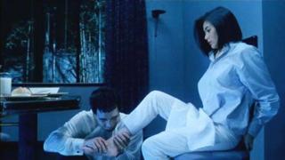 Rosamund Kwan feet photo 5