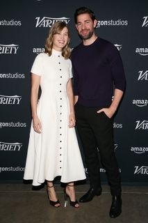 Rosamund Pike feet photo thumbnail
