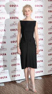 Rosamund Pike feet photo thumbnail