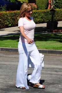 Rosanna Arquette feet photo thumbnail