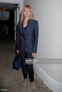 Rosanna Arquette feet photo thumbnail