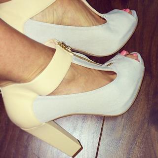 Rosanna Davison feet photo 16