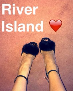 Rosanna Davison feet photo 6