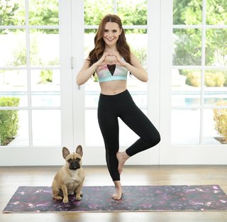 Rosanna Pansino feet photo thumbnail