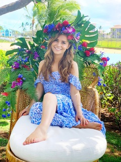 Rosanna Pansino feet photo thumbnail