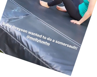 Rosanna Pansino feet photo thumbnail